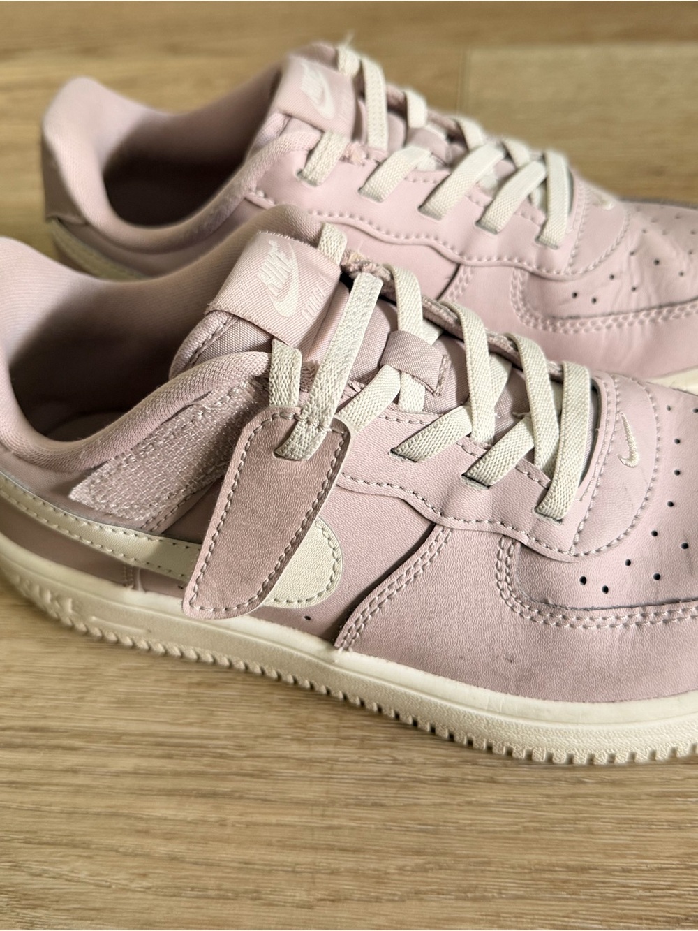 Nike Kids Pink and White Low-Top Sneakers
